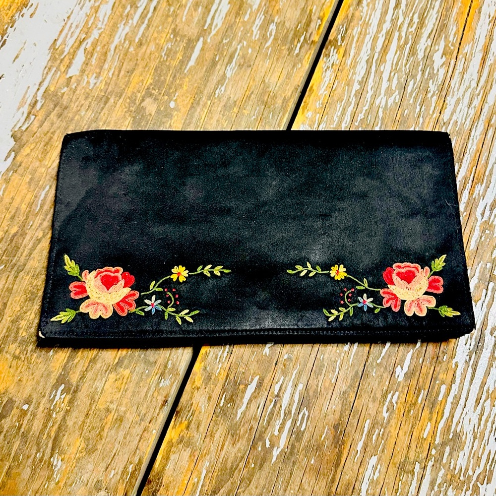 Vintage Parisian black clutch